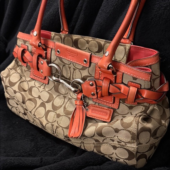 Coach Vintage Authentic Orange Beige shoulder Bag - Picture 4 of 16